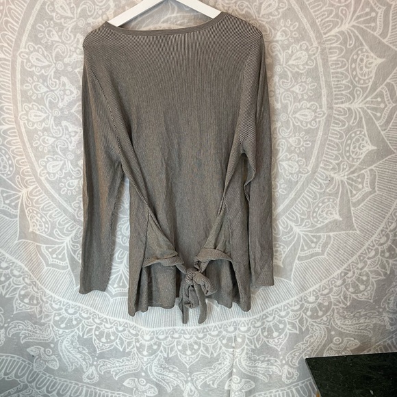 PURE JILL J TIE BACK LONG SUBTLE STRIPE TOP LONG SLEEVE NEUTRAL TAN BROWN L - Picture 5 of 13